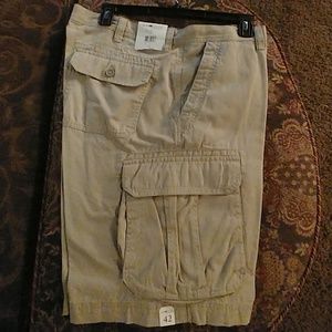 Brand new shorts Sun River size 42